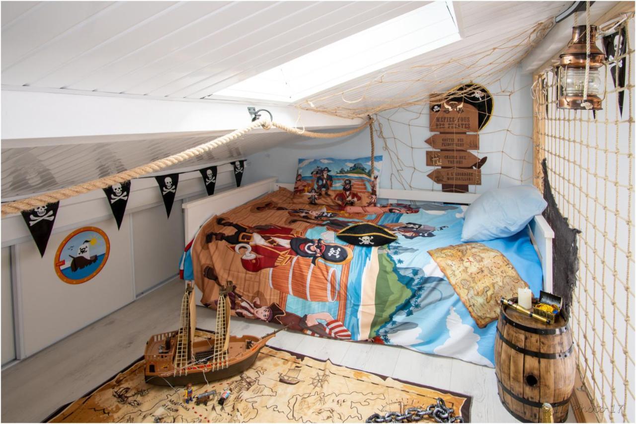 Trizay "Le Pirate Beneze"Gite Insolite,Situation Ideale,Accueil Attentionne מראה חיצוני תמונה